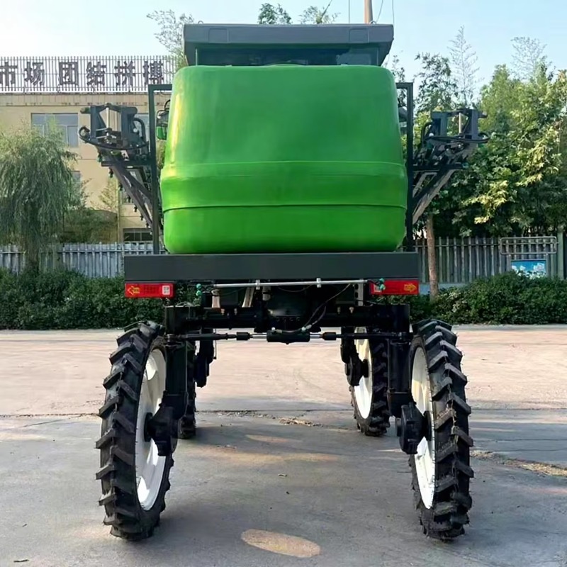 Commerciële landbouwspuitmachi - Precision Farming In Agriculture recensie en prijs